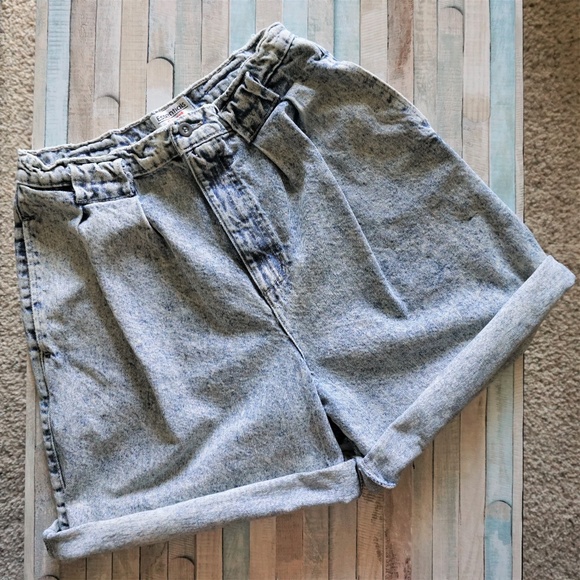 Loafers Pants - Vintage High Waisted Mom Acid Wash Denim Shorts 10